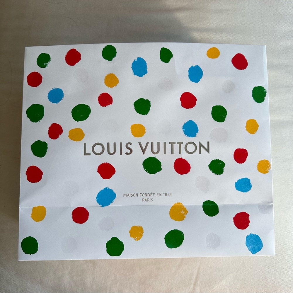 Large LOUIS VUITTON x Yayoi Kusama Dot Paper Shopping Bag White 2023 Limited!